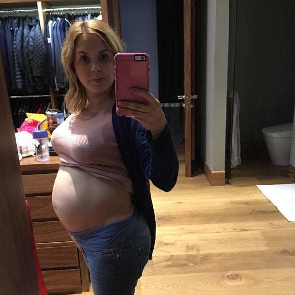 La más nueva en el club es Florencia de Saracho, quien dio a luz a su bebé Atiana el 7 de diciembre de este año.