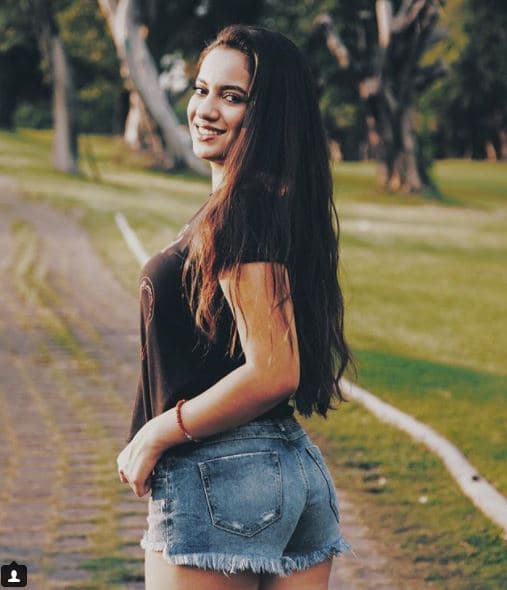 La joven de 18 años es toda una estrella en redes sociales, pues tiene más de 60 mil seguidores.