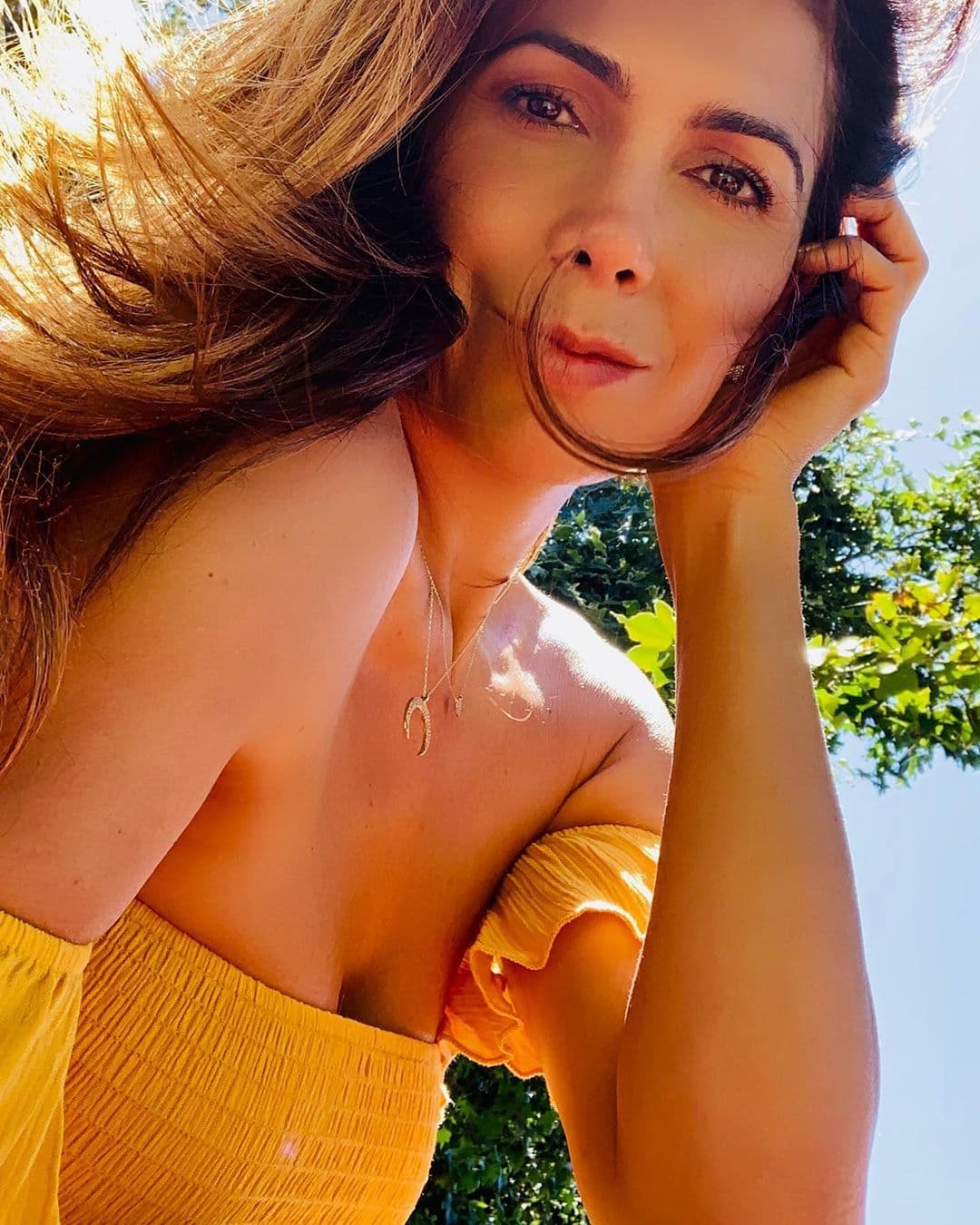 El reporte oficial citado por El Universal, indica que el personal forense acudió a las 21:23 horas (tiempo del centro de México) a la colonia Reforma, en Cuernavaca, para realizar el levantamiento del cuerpo.