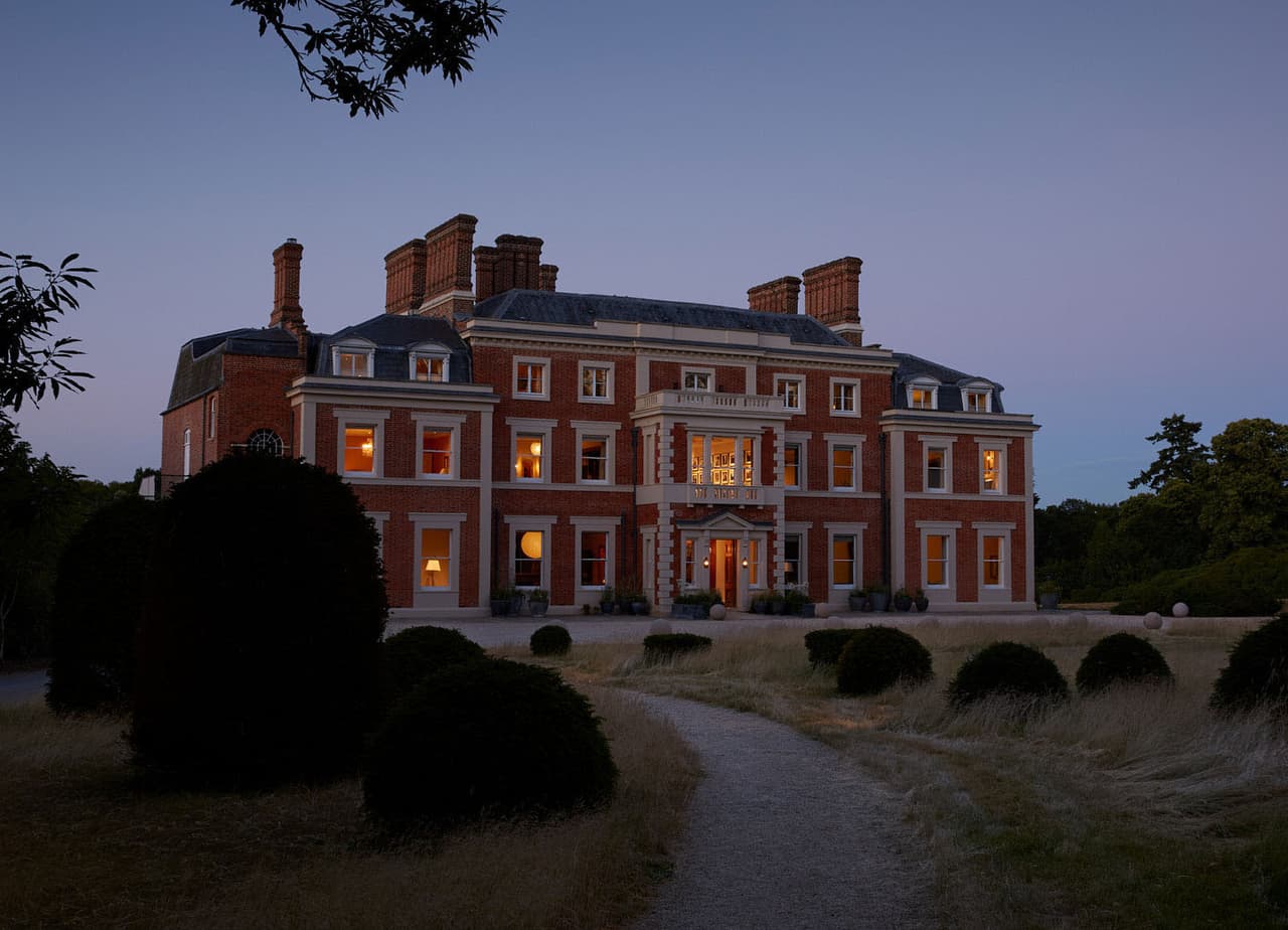 Fue en el marco de su segundo aniversario de bodas que Meghan Markle y el príncipe Harry comenzaron a pagar el costo del alquiler y la renovación de su hogar en el Reino Unido, Frogmore Cottage, informó la revista People.