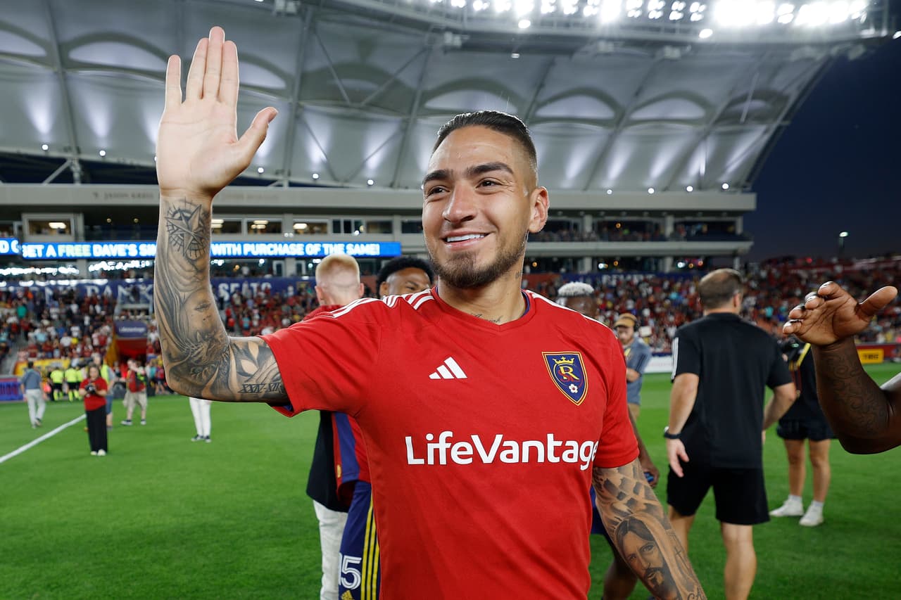 Para eso lo trajeron: 'Chicho' Arango le cambia la cara a RSL