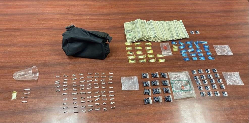 Arrestan a dos hombres en Aguadilla por posesión de sustancias controladas