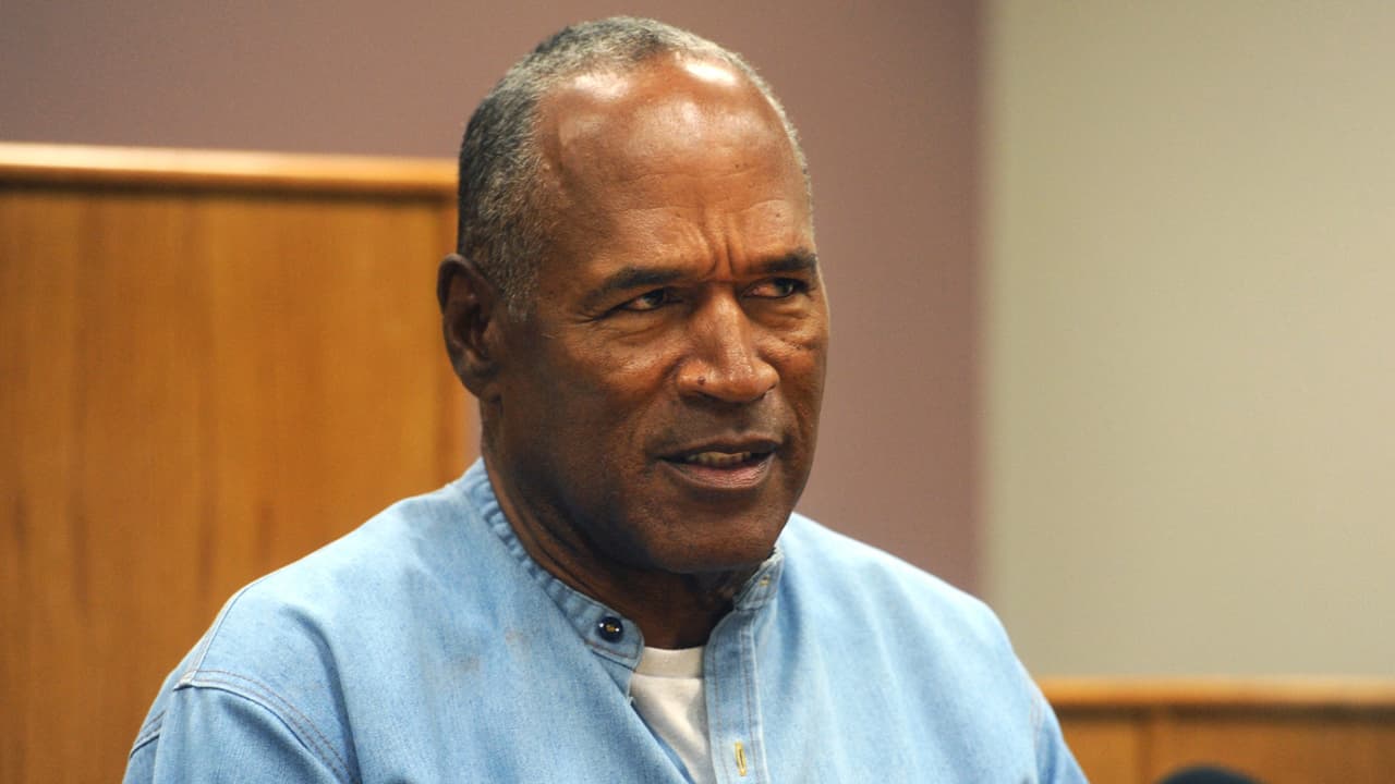 Muere O. J. Simpson, exjugador de la NFL y actor de Hollywood acusado de doble asesinato: tenía cáncer