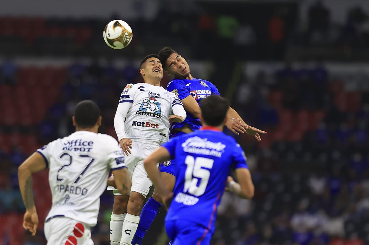 Cruz Azul fue efectivo y en un partido cerrado eliminó al Pachuca para meterse a una Final más en busca de la tan ansiada novena.