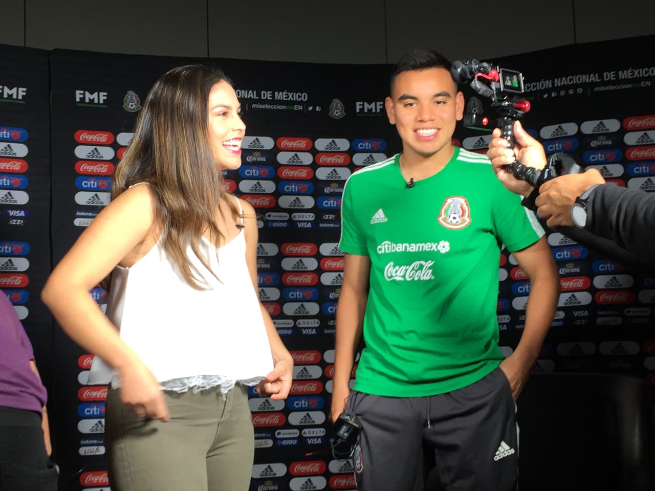 En un breve periodo el mediocampista regiomontano escaló de las divisiones inferiores y un breve pero sustancioso paso por el balompié español a ser integreante de la Selección mayor.