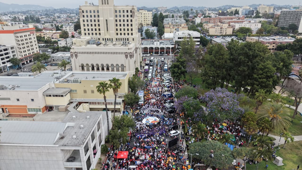 Protestas y bolsillo: La doble lucha de los trabajadores inmigrantes este 1 de mayo