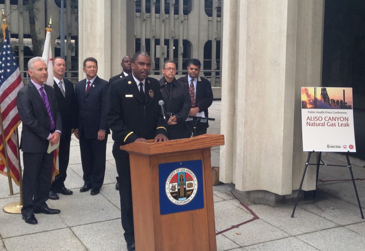 Autoridades de Los Ángeles hablan sobre la fuga de gas en Porter Ranch