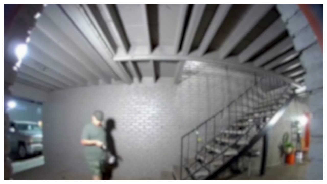 Hispano relata cómo su padre fue atacado por la espalda para robarle en su propio apartamento en Houston