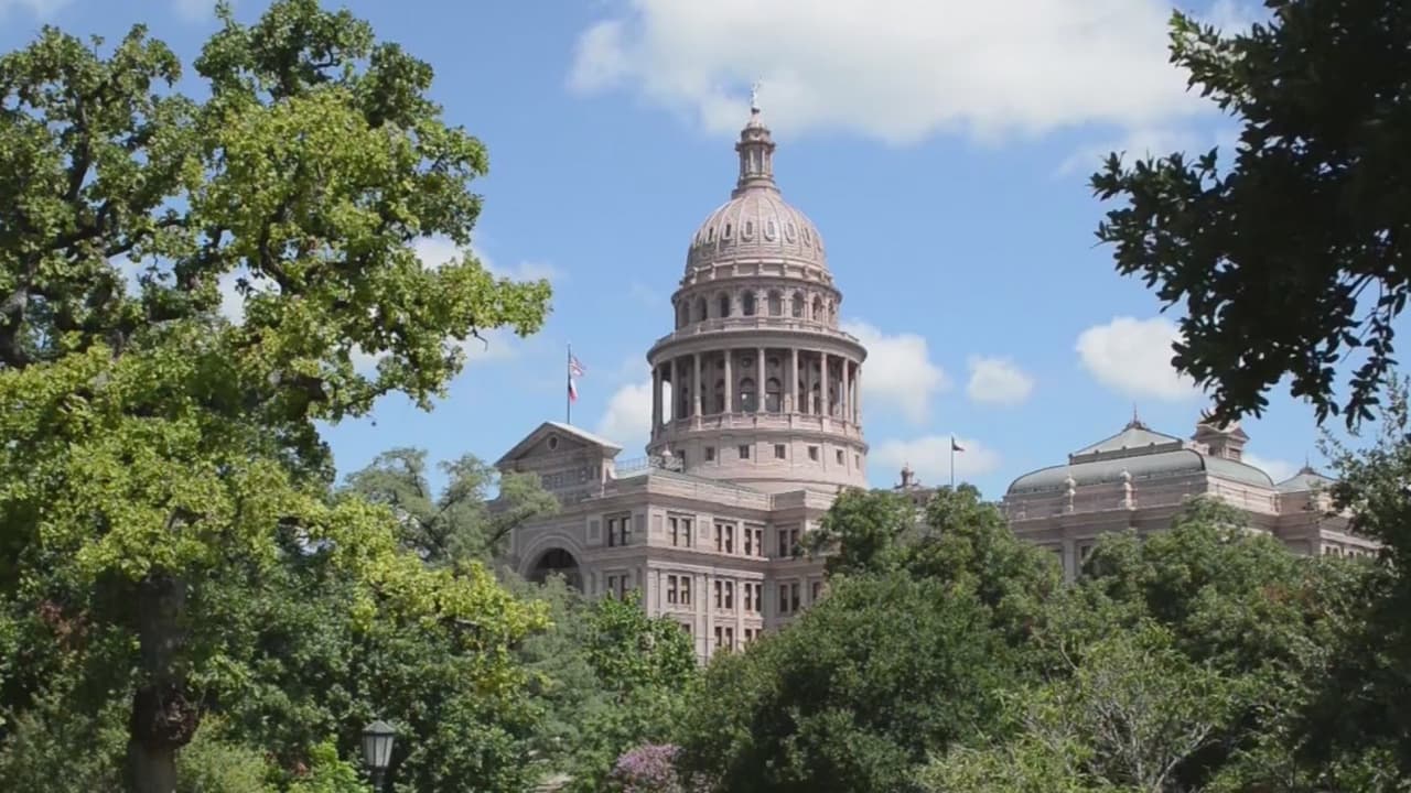 Oficial asignado al Capitolio de Texas da positivo por coronavirus