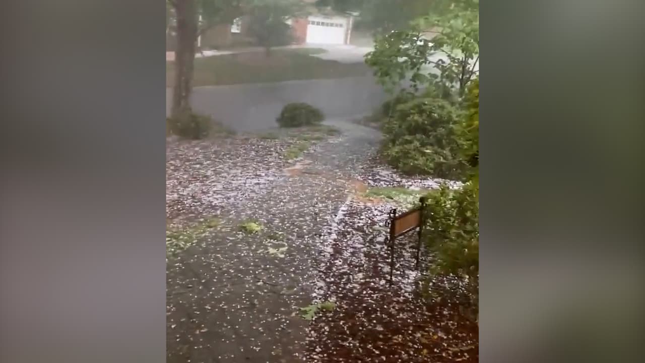 Cae granizo de gran tamaño en Mount Holly y Charlotte durante tormentas