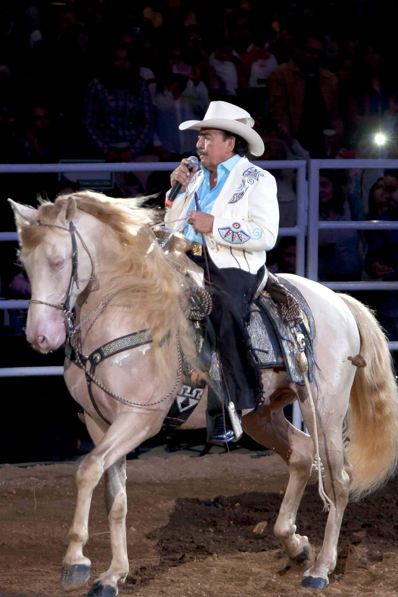 El debut de Joan Sebastian fue con el sencillo ‘El camino del amor’, que incluso llegó a escucharse en todo el continente americano.