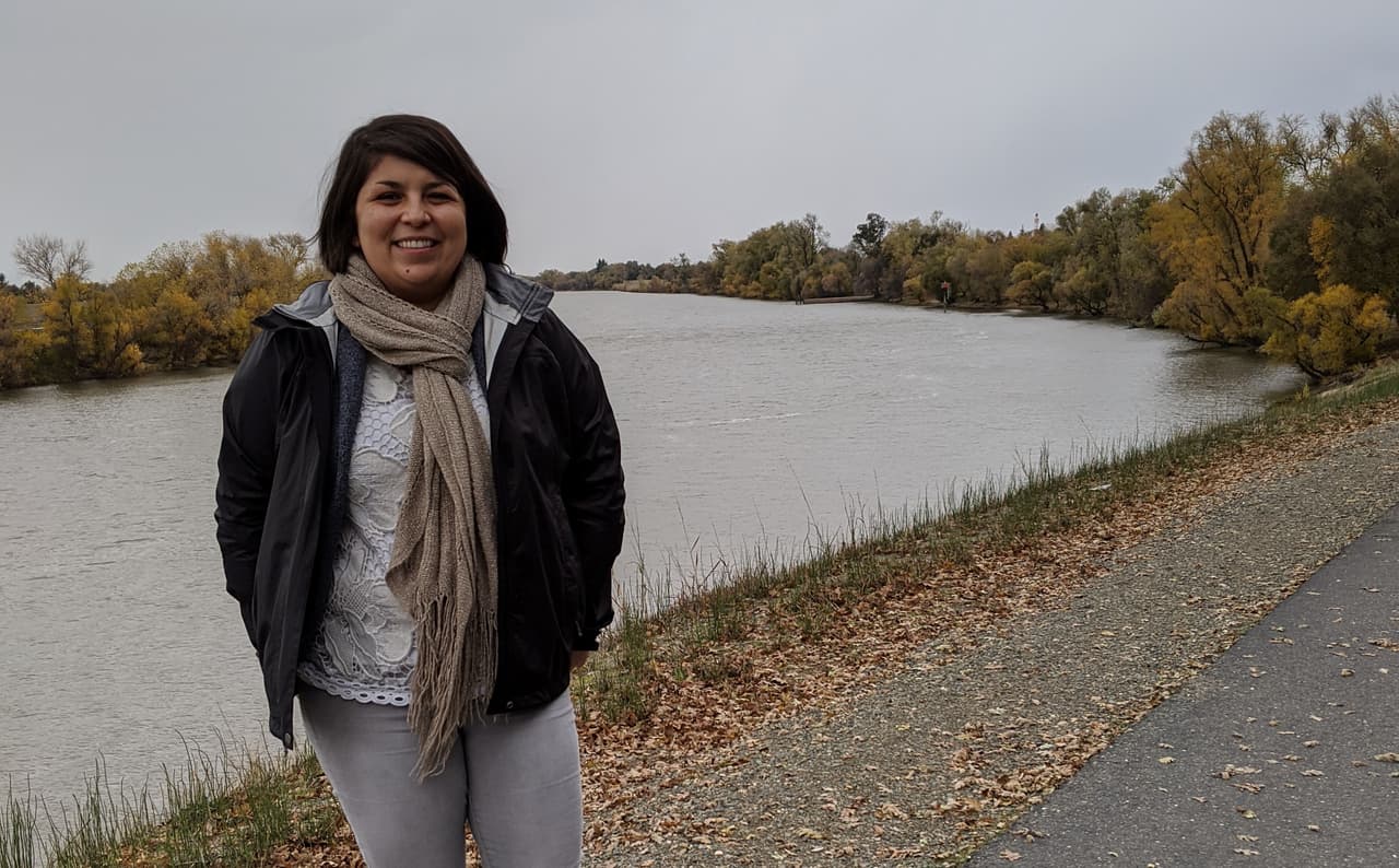 Cómo una cerca ayudó a ganar a una hispana un puesto en el Concejo de Sacramento