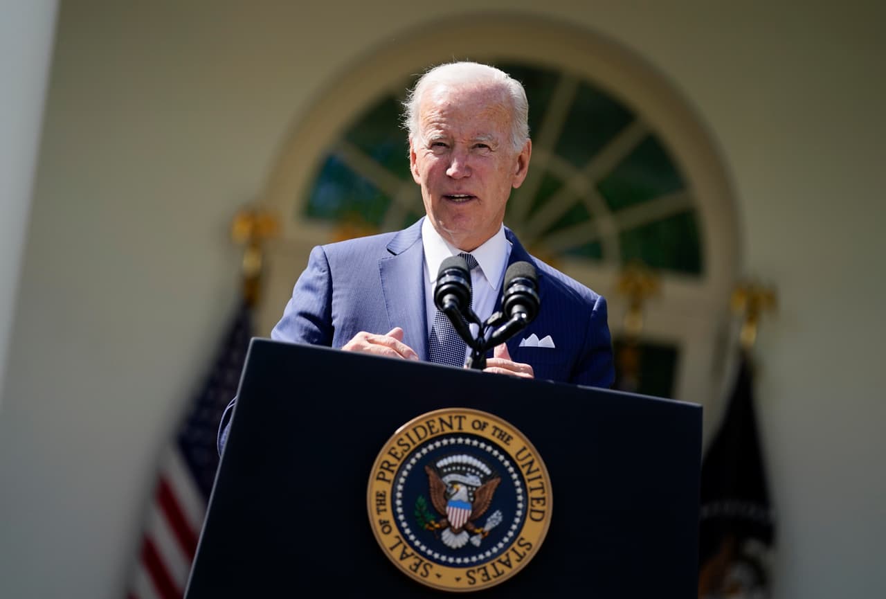 Biden mantiene en 125,000 el límite de admisiones de refugiados para 2023