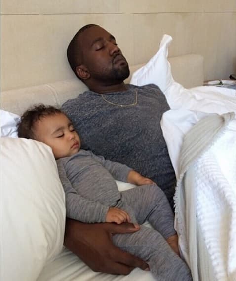 El rapero disfruta cada momento en familia. Se nota que es un padre muy amoroso.