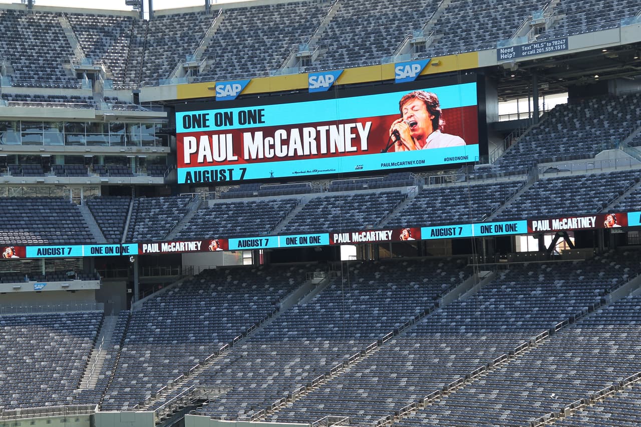 El 13 de abril, se anunció el concierto de Paul McCarthy, uno de los eventos más anticipados de todo el año, que tendrá lugar el 7 de agosto, días después de que termine la Copa Centenario.