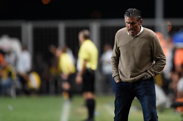 Edgardo Bauza es otro que se ha hecho de un nombre a base triunfos, ganó la Libertadores con Liga de Quito y San Lorenzo de Almagro, mientras que con su actual club, Sao Paulo, está en semifinales del certamen más importante de Sudamérica.