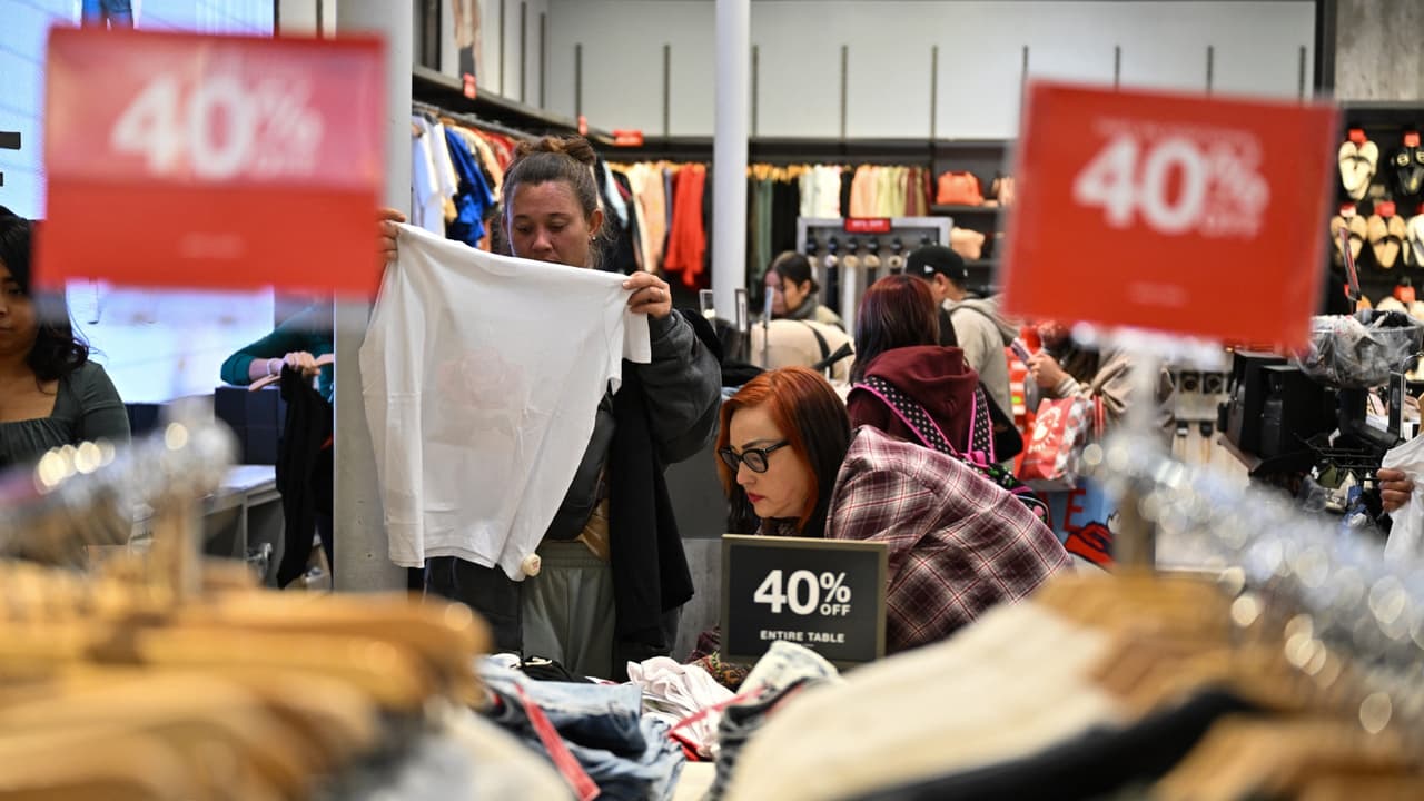 Se espera récord de ventas por 'Black Friday' y 'Cyber Monday': sigue estos consejos para cuidar tu bolsillo