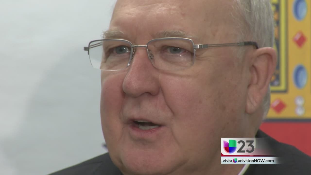 Obispo de Dallas es llamado por el papa Francisco y se va a trabajar al Vaticano