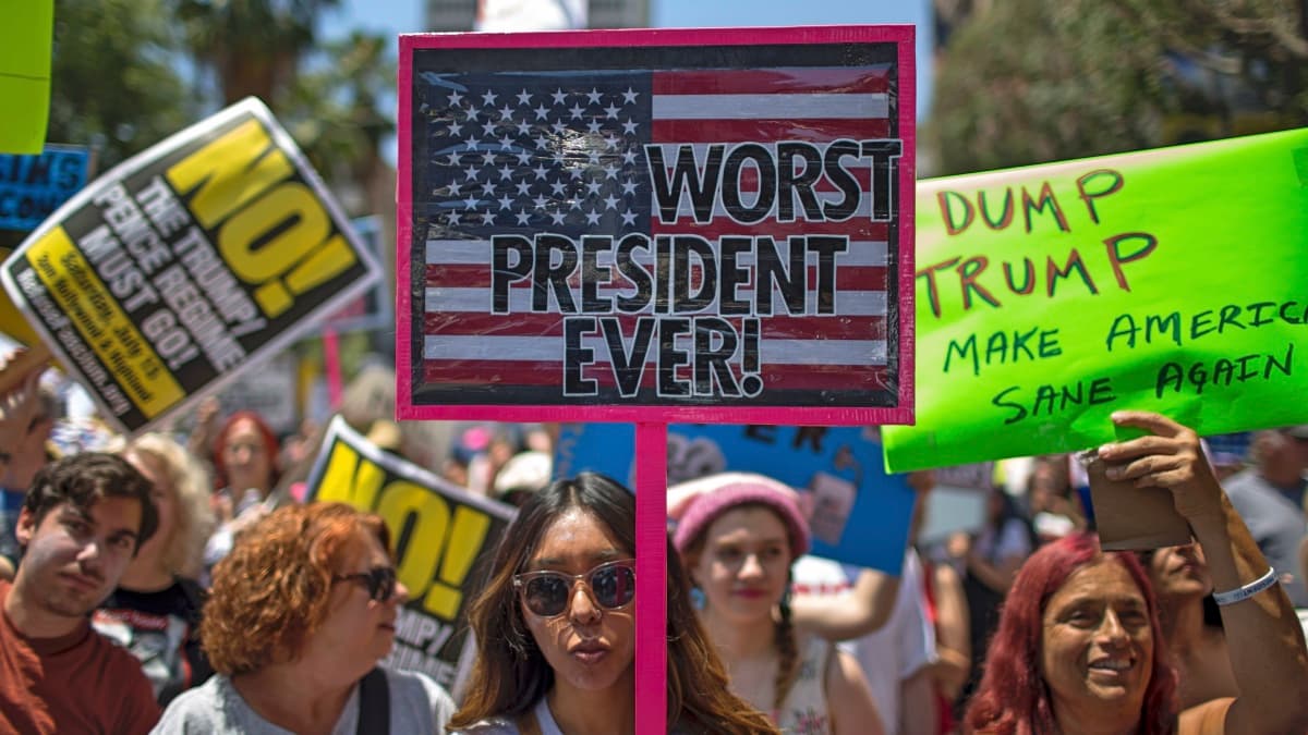 Congresista pide destituir al presidente Trump por "comportamiento errático e inestabilidad mental"