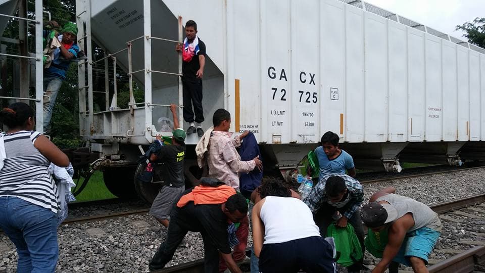 Su pequeño albergue ha dado morada a más de mil personas en una noche.