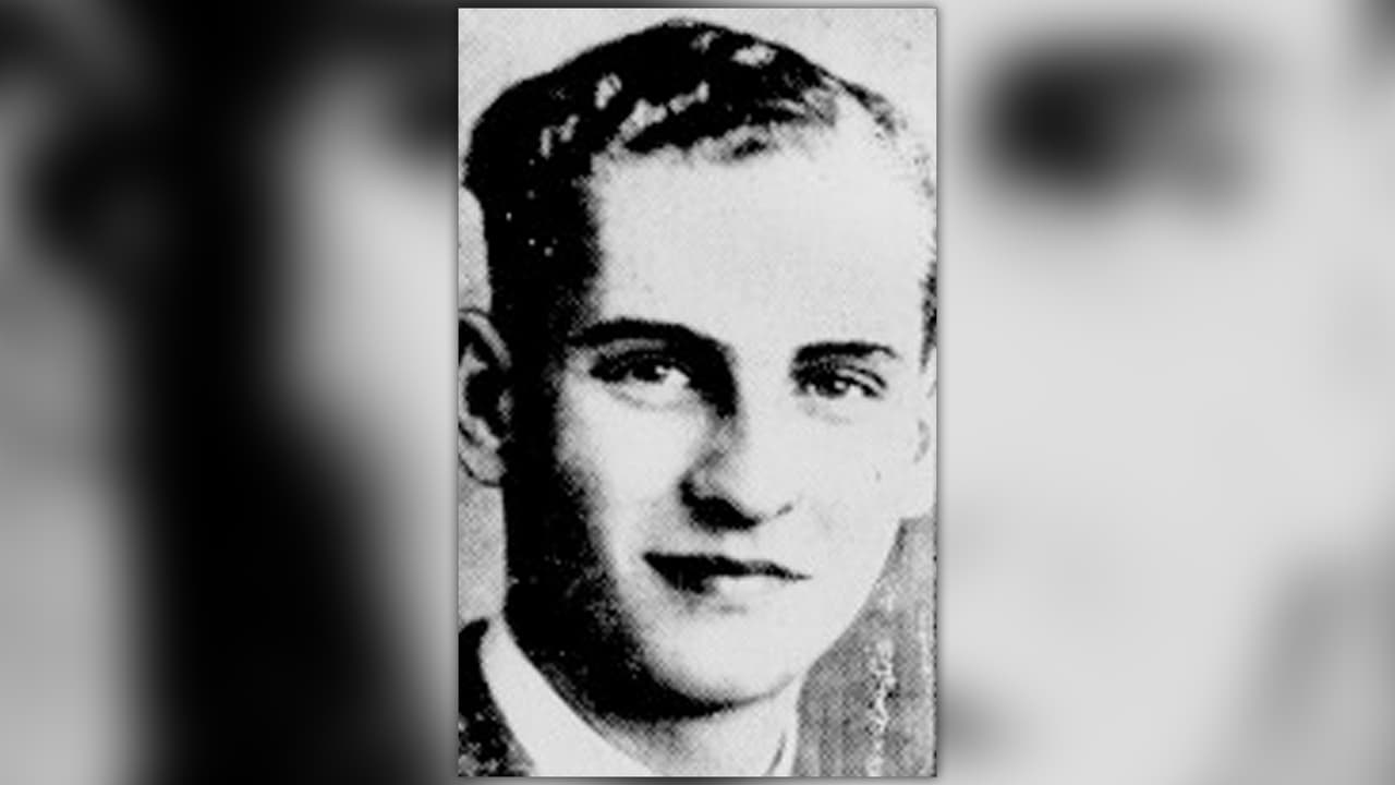 Brooke Hart trabajó en la tienda de su padre hasta el día de su muerte. Su desaparición, el 9 de noviembre de 1933, causó indignación en San José. Estudiantes de la Universidad de Santa Clara a la que él asistió, así como de la Universidad Estatal de San José, iniciaron protestas buscando justicia por su secuestro.