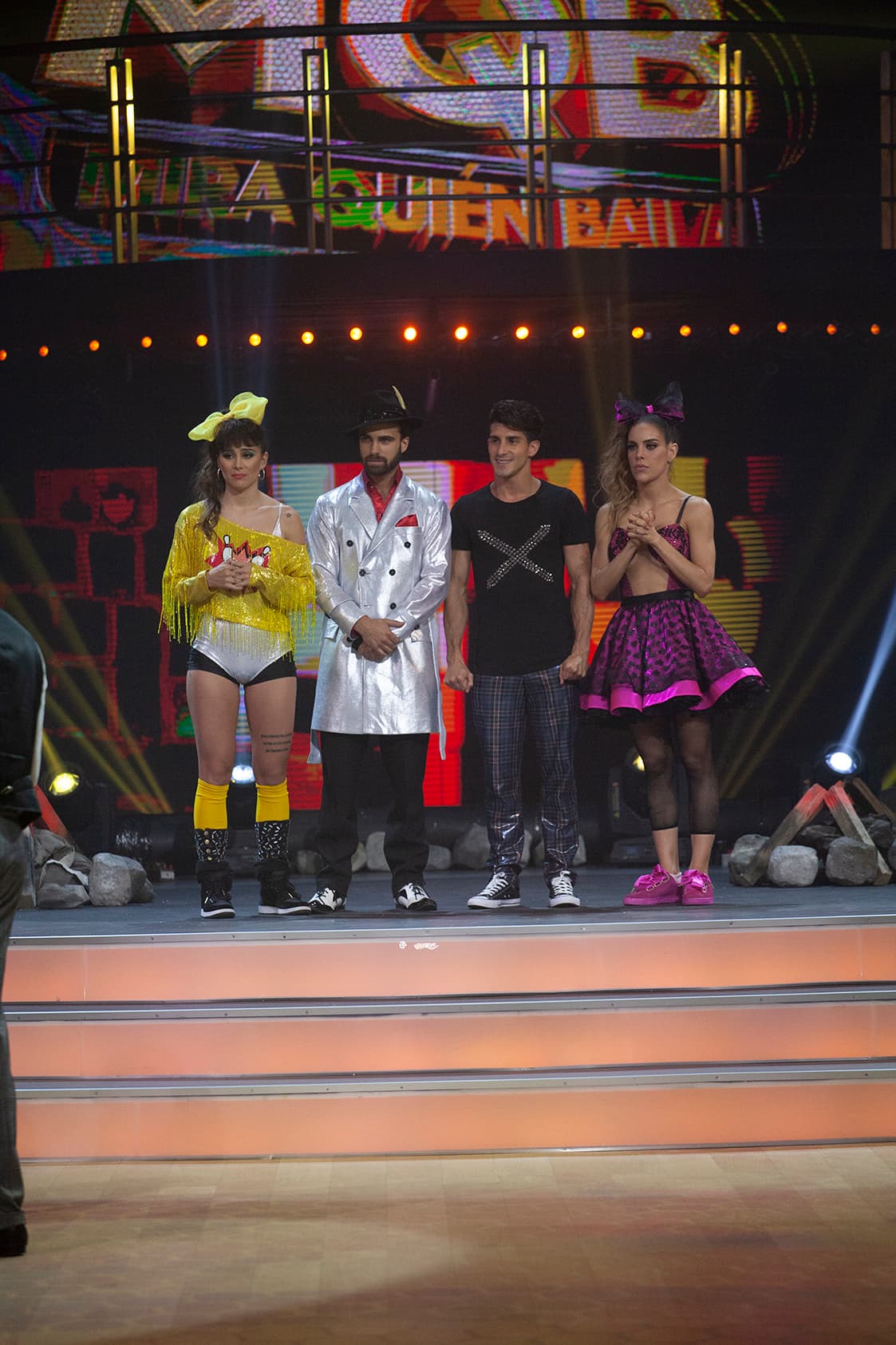 Uno a uno comenzaron a decir el nombre de la persona que salvaban, comenzando por Sara Corrales, los cuatro famosos salvaron a Paul Stanley mientras que Rosie se tocaba el rostro incredula de lo que estaba pasando.