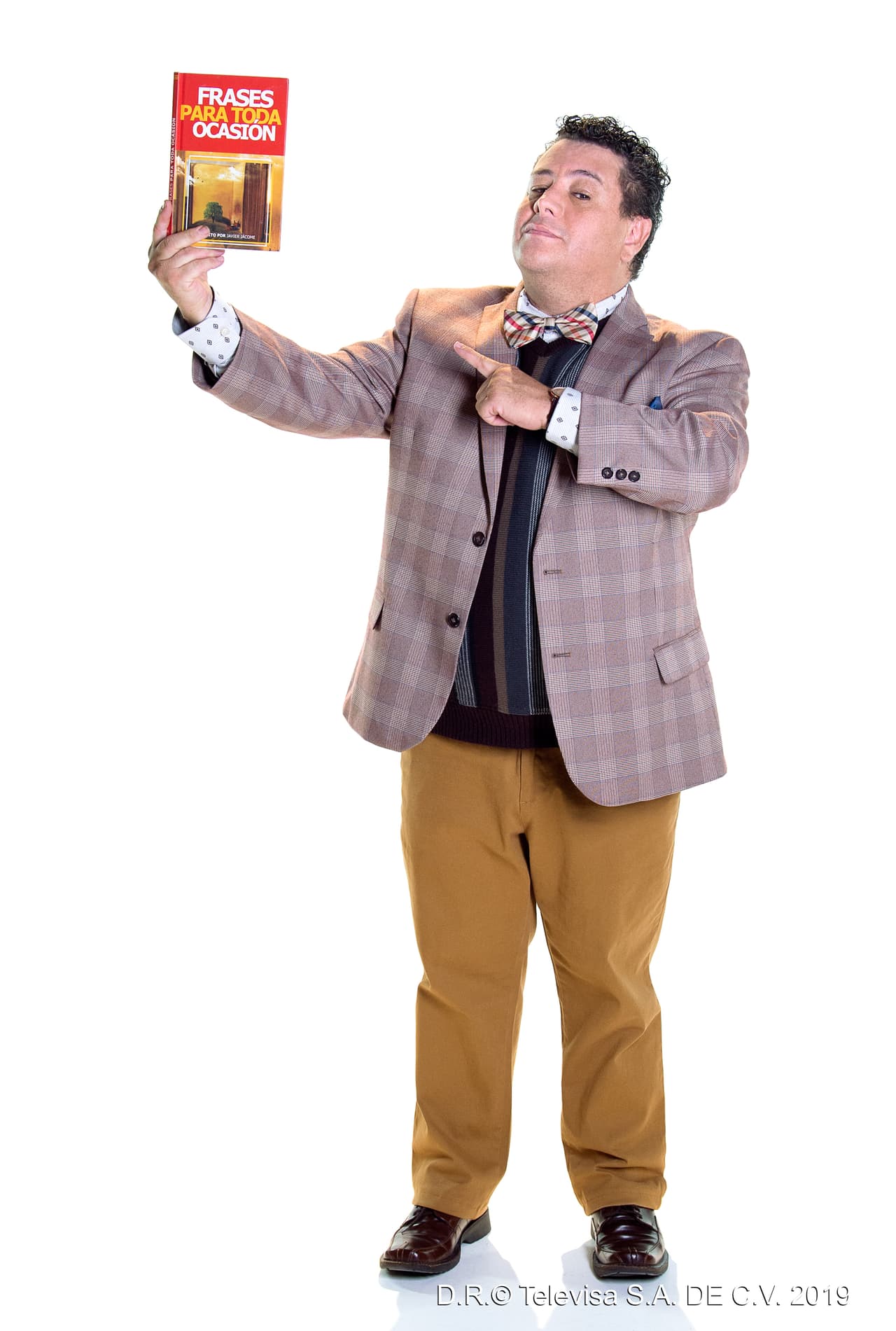 Luis Orozco se suma al elenco como Matías, el eficiente y carismático asistente de Diego. Es leal y a diferencia de su jefe, no tiene malicia. 
<br>