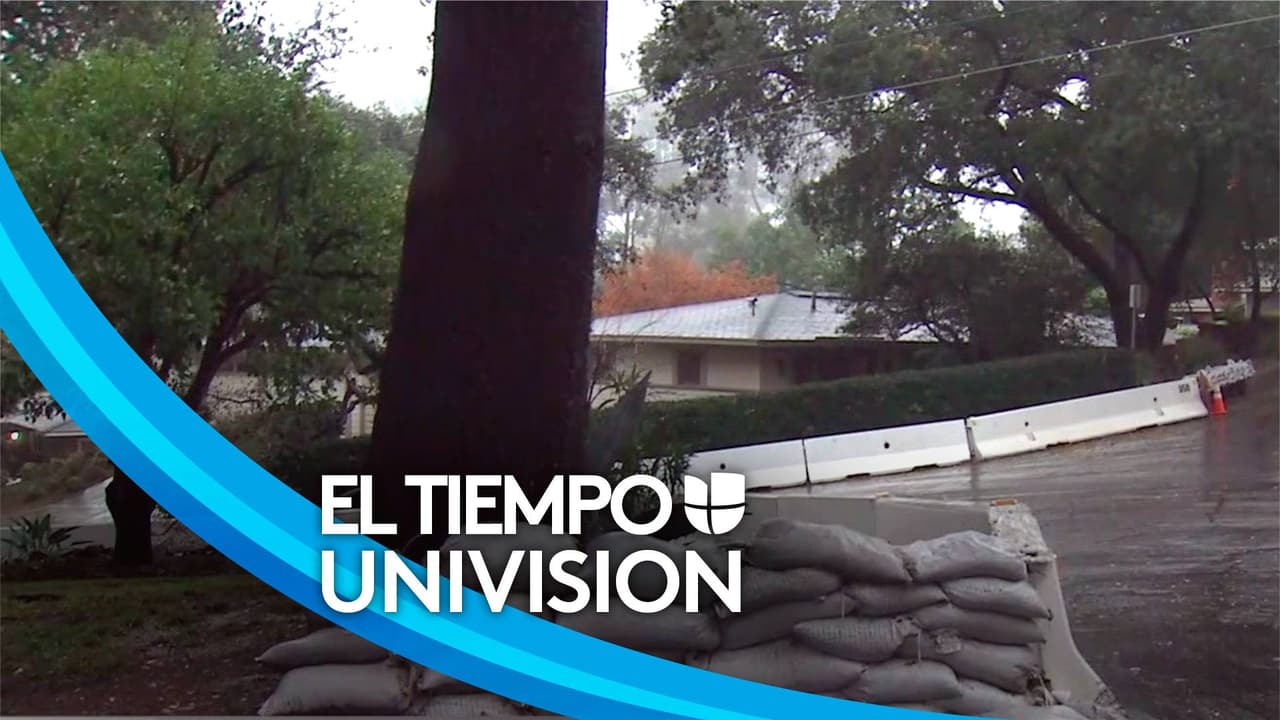 Vías cerradas y órdenes de evacuación en algunas zonas del sur de California por la tormenta invernal