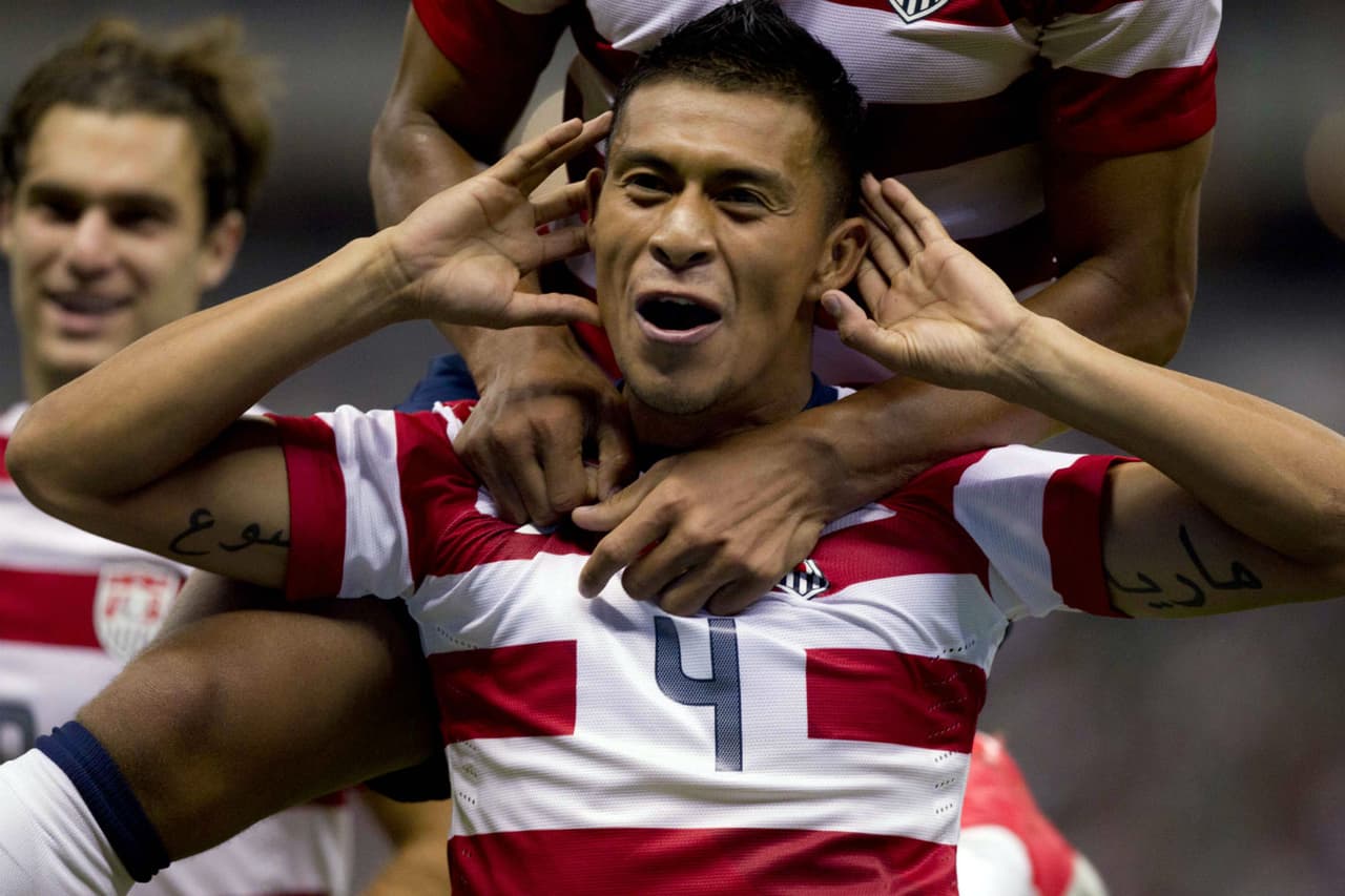 Amistoso, es cierto, pero uno de los triunfos más significativos de Estados Unidos sobre México ocurrió el 15 de agosto de 2012. Fue su primera -y única hasta el momento- en el Estadio Azteca, por marcador de 1-0, con gol de Michael Orozco.