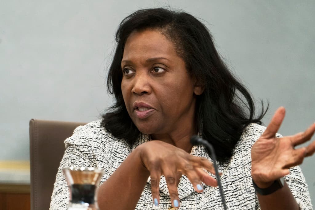 Lisa Cook pide a corte de apelaciones que rechace recurso del gobierno para sacarla de la Fed