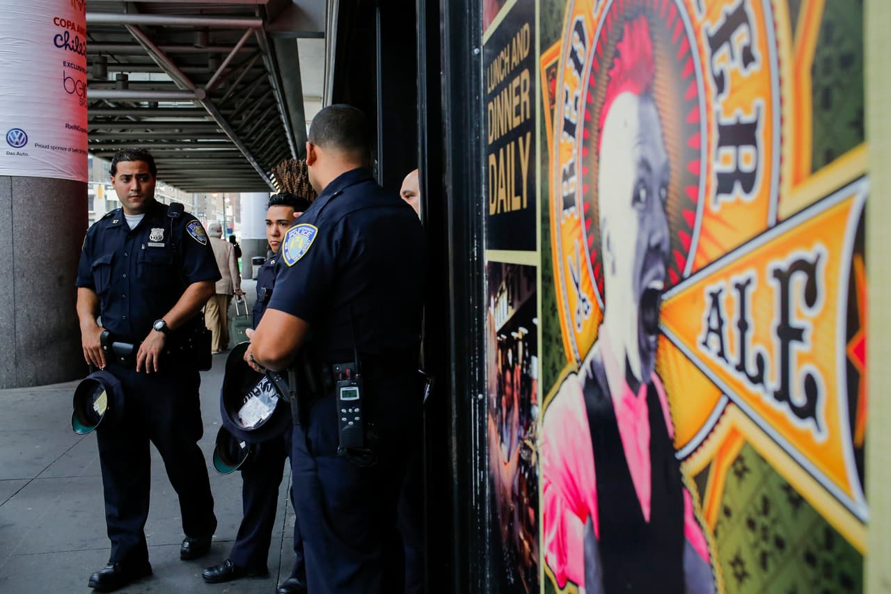 La vigilancia se ha hecho más estricta ante los recientes ataques terroristas en el extranjero.