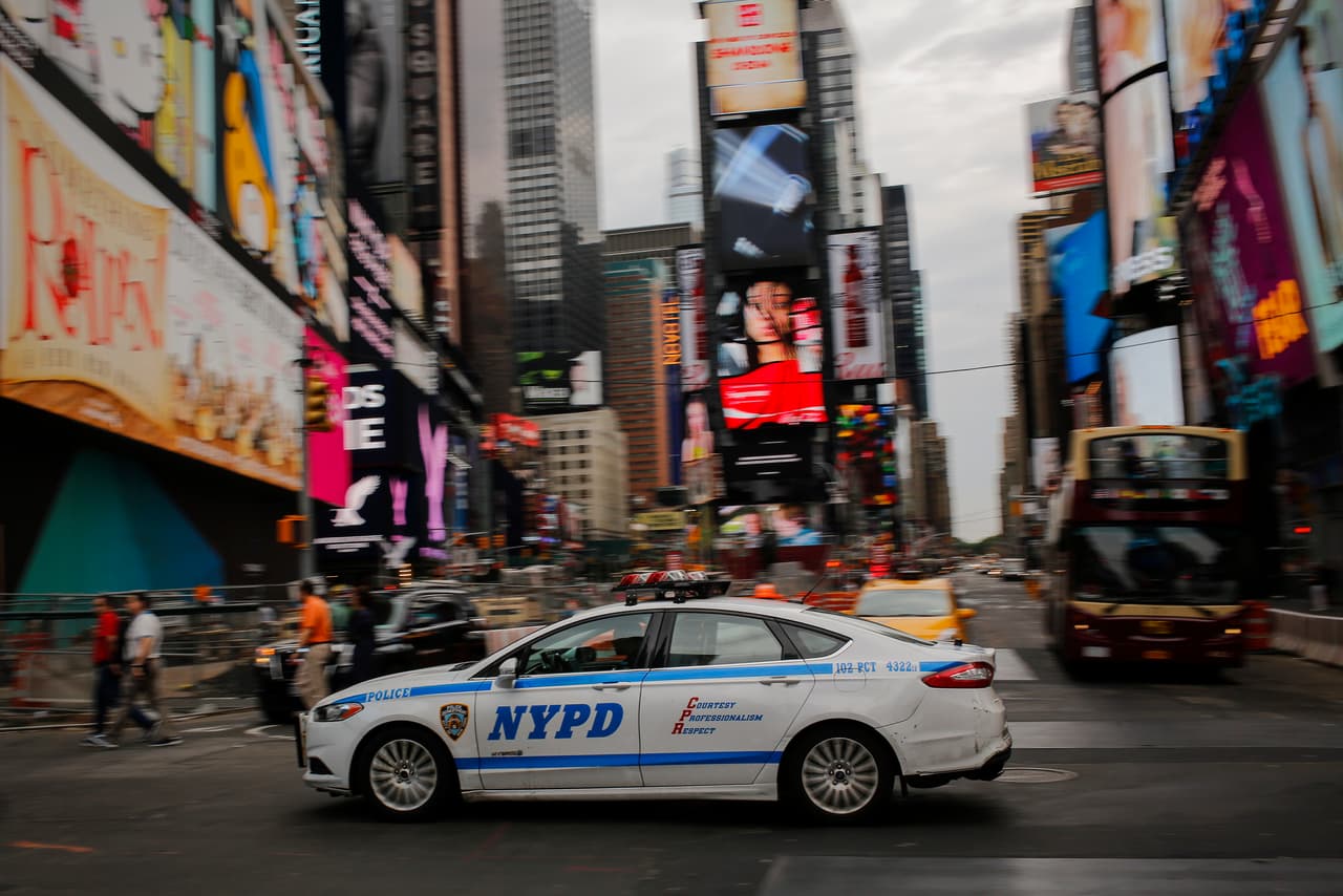 Autoridades han pedido a la ciudadanía reportar cualquier cosa sospechosa que lleguen a ver.