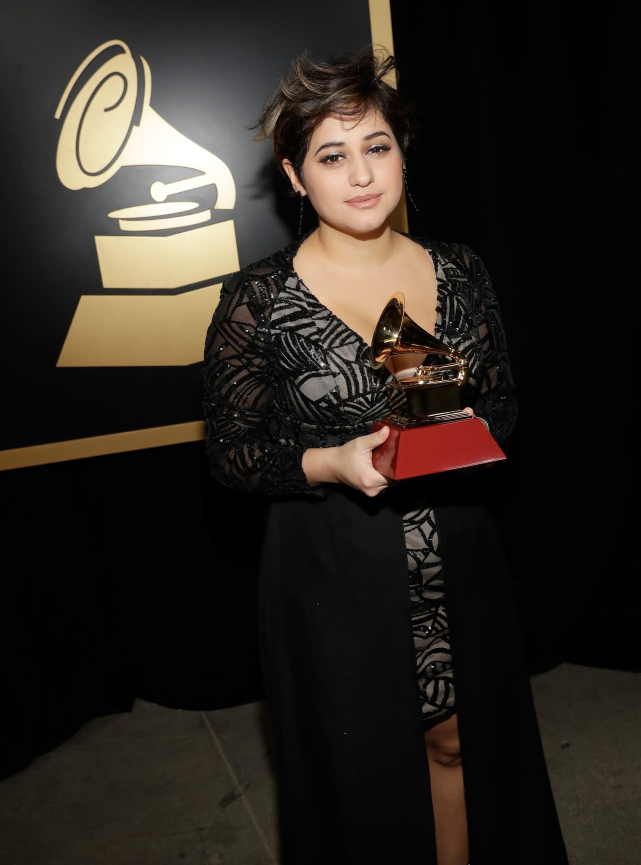 Linda no solo se convirtió en la primera mujer venezolana en estar nominada como Mejor Productora del Año, sino que también fue la primera mujer en ganar en esta categoría en los 19 años de historia de la prestigiada entrega de premios.