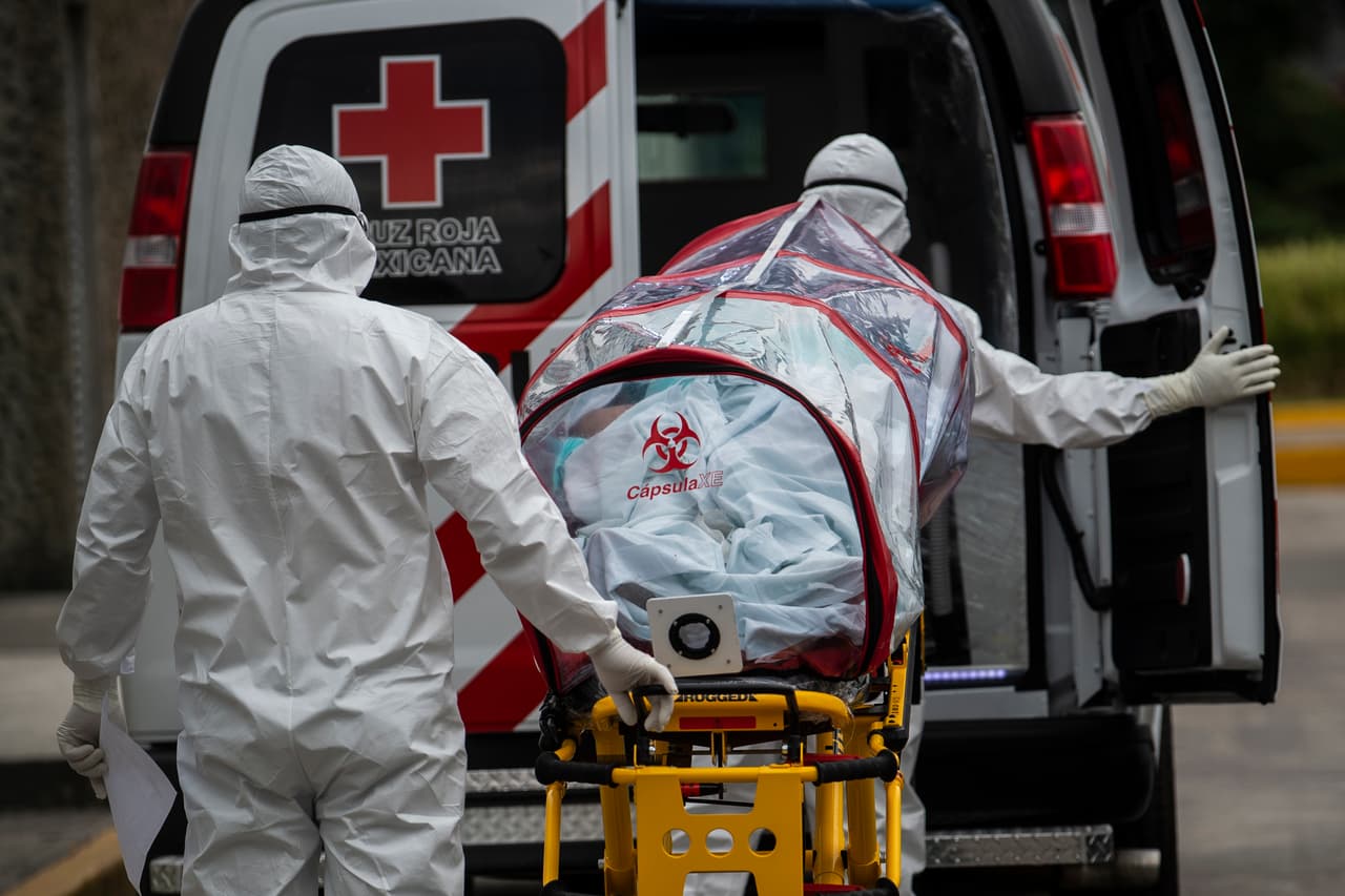 "Recibimos el cuerpo y no lo pudimos ver": hospital de México extravió cadáveres y entregó las cenizas equivocadas, según familiares