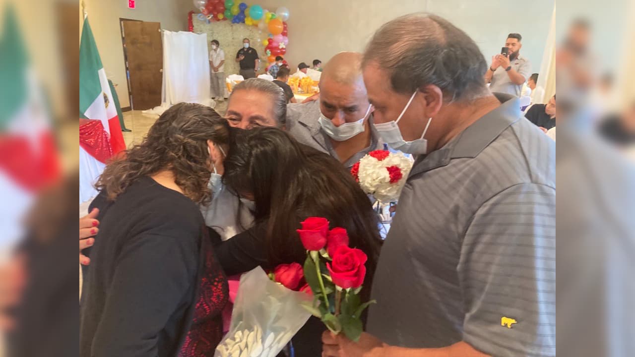 Este programa es una oportunidad única para las personas en Illinois cuya situación migratoria no les permite salir de Estados Unidos y complica las reuniones con sus familias.