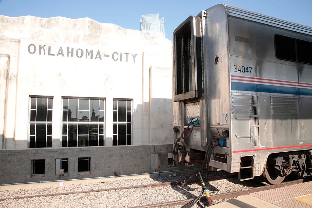 Con una bomba falsa como señuelo, el FBI arresta a un sujeto que quería destruir edificios en EEUU