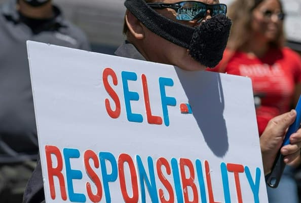 Principales condados de Texas piden al gobernador que les permita implementar órdenes de quedarse en casa