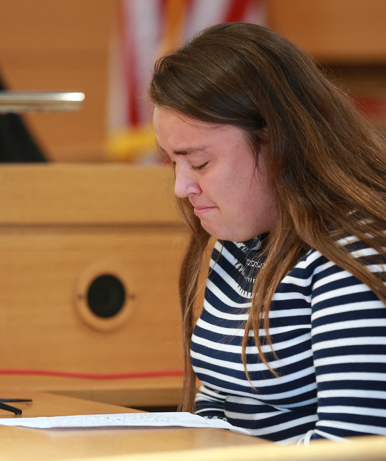 Una de las dos hermanas de Conrad Roy, Camden, quien también subió al estrado de la corte.