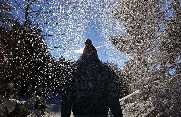 El pronóstico inicial de acumulación de nieve indica entre ½ y 3 pulgadas de nieve en toda la región.