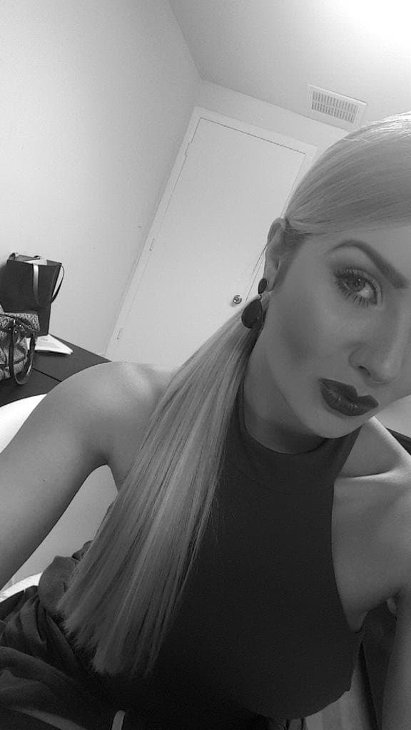 En esa misma entrevista dijo que el momento más feliz de su vida fue cuando consiguió el papel de 'Matila' en la serie infantil 'Grachi', pues gracias a eso su carrera artística comenzó a despuntar.