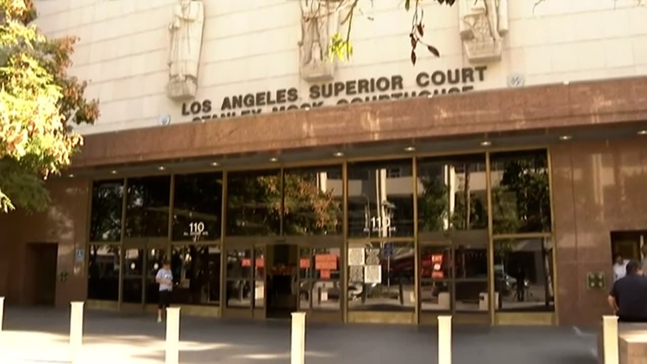 ¿Crisis en las cortes de Los Ángeles? Personal que transcriben los casos ahora tendrán que ser pagados por el público, te decimos por qué