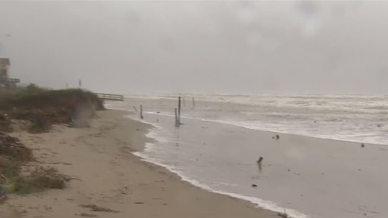 Las áreas costeras son las más afectadas hasta el momento a causa de la 
<a href="https://www.univision.com/temas/tormentas-tropicales">tormenta tropical Beta. </a>