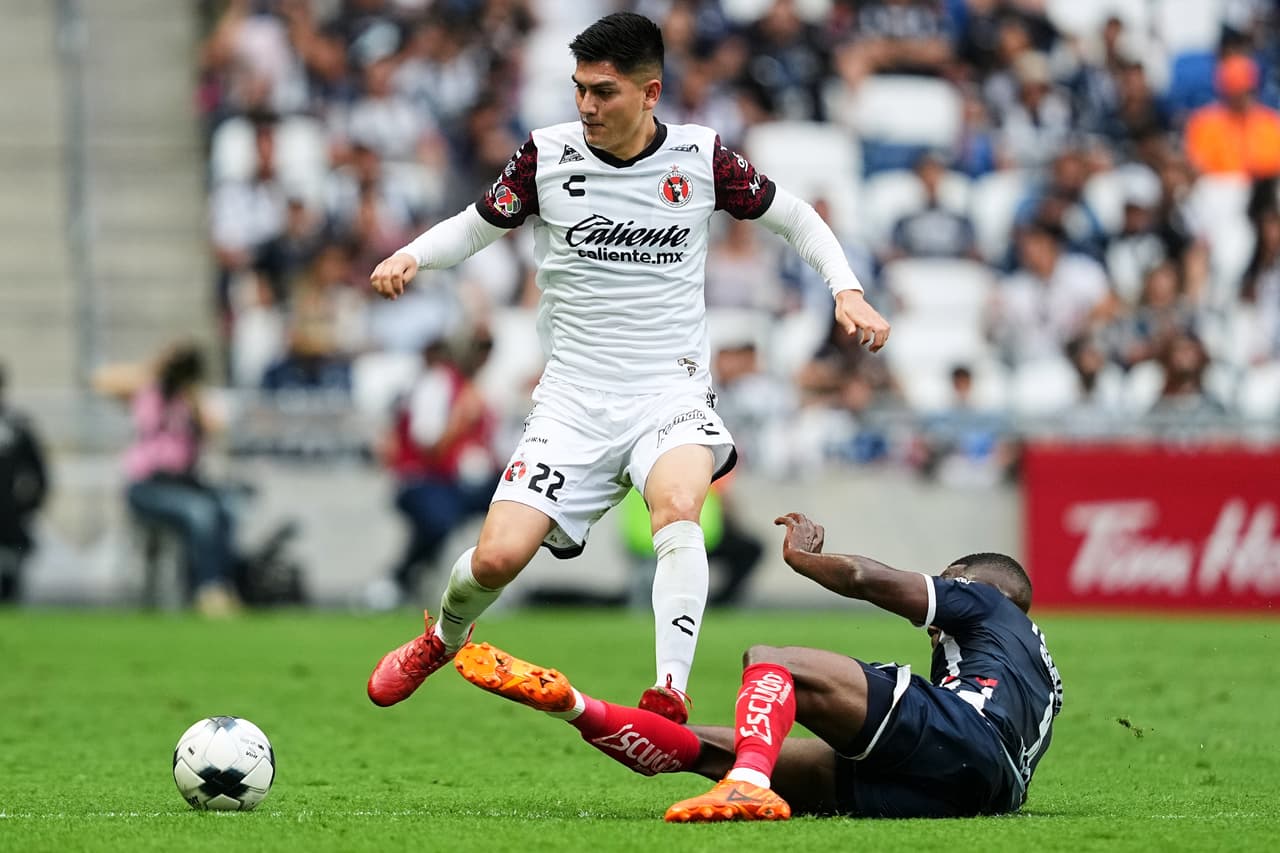 El lateral mexicano Vladimir Loroña salió de Xolos para fichar con Tigres.