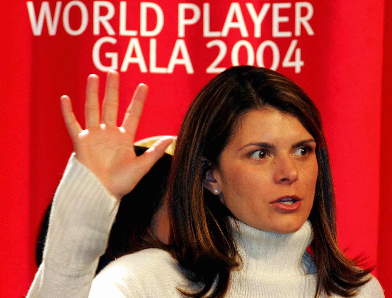 En 2004, Hamm fue reconocida por Fifa como una de los 125 mejores jugadores de fútbol de la historia elaborada por Pelé.