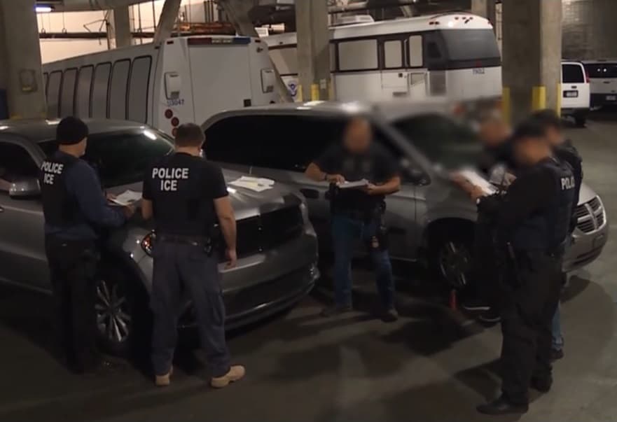 Las auditorías de ICE en empresas generan ansiedad entre los inmigrantes en California