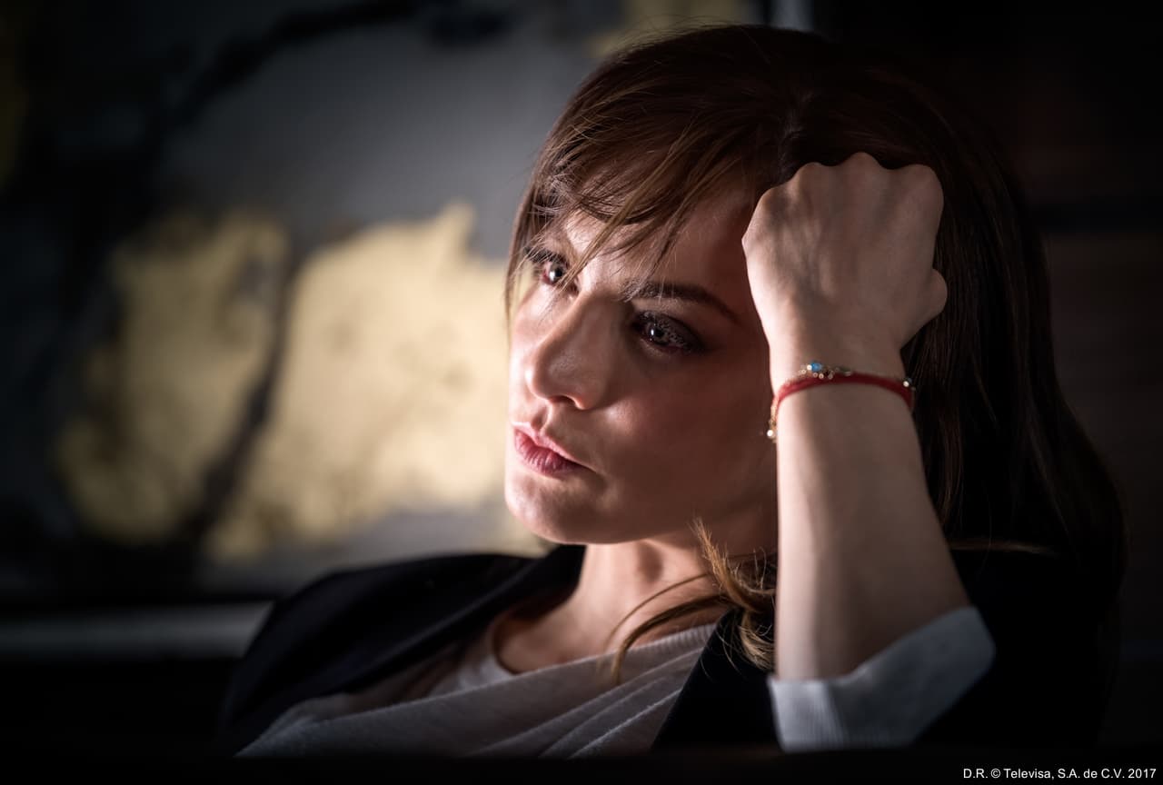 <b><a href="http://www.univision.com/temas/silvia-navarro">Silvia</a></b> de inmediato dijo que se veía reflejada en 'Raquel', pues es un personaje muy honesto, por lo que todos nos podemos ver reflejados en ella.