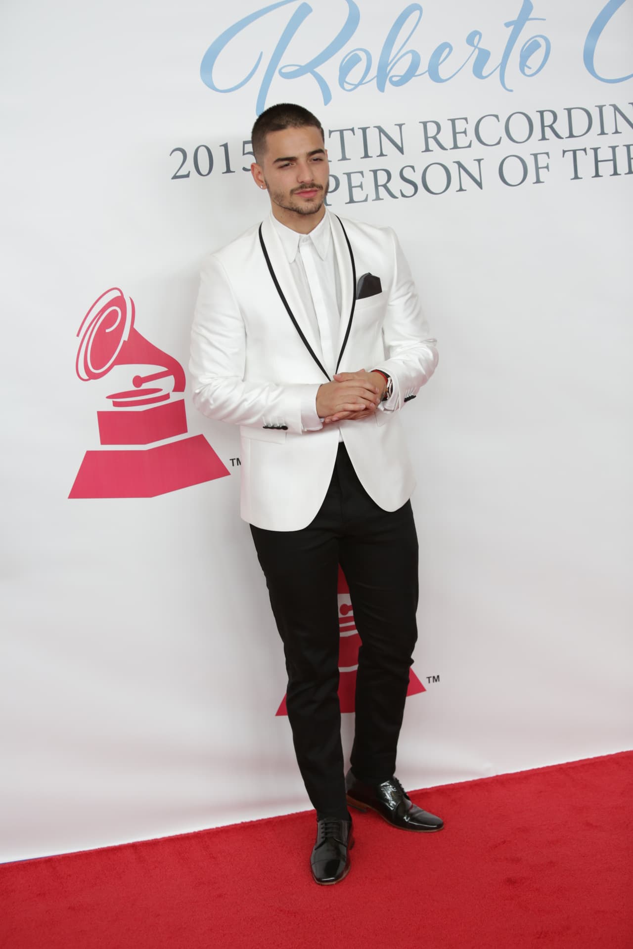Una alfombra donde predominó la pureza del blanco, así estuvo la ceremonia de Persona del Año donde el homenajeado fue Roberto Carlos.