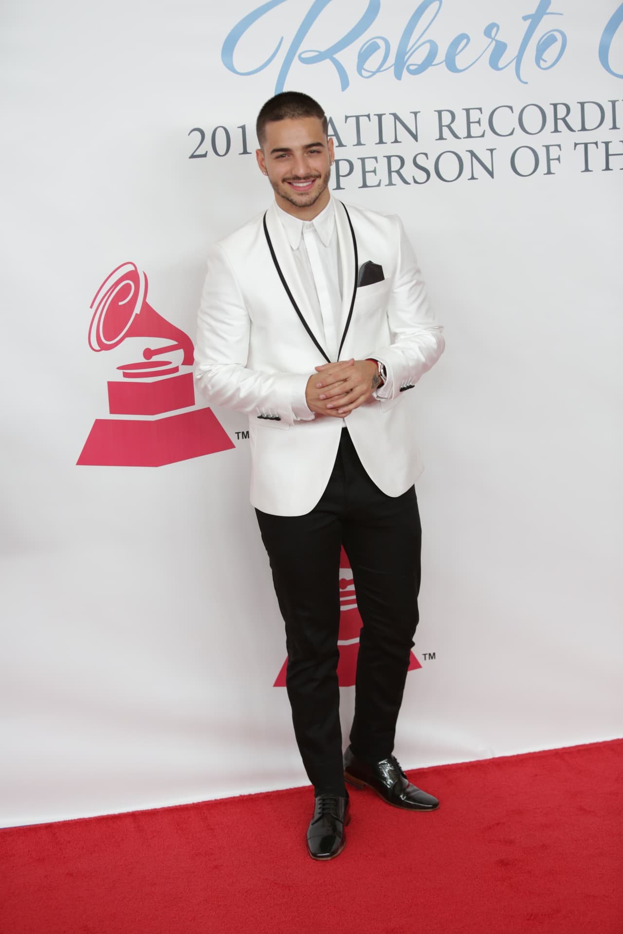 Una alfombra donde predominó la pureza del blanco, así estuvo la ceremonia de Persona del Año donde el homenajeado fue Roberto Carlos.