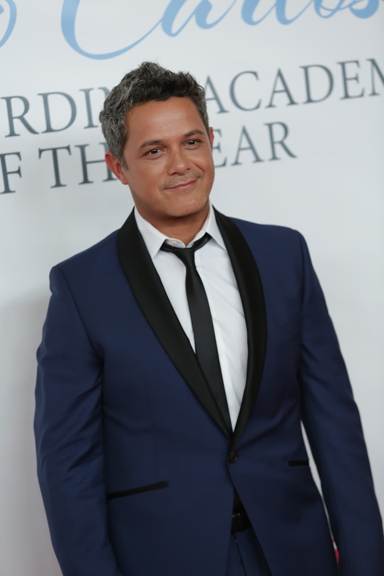 Una alfombra donde predominó la pureza del blanco, así estuvo la ceremonia de Persona del Año donde el homenajeado fue Roberto Carlos.