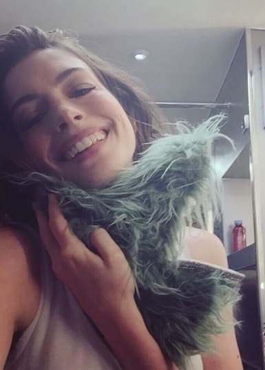 No cabe duda, esta nueva etapa la tiene vuelta loca de la emoción...